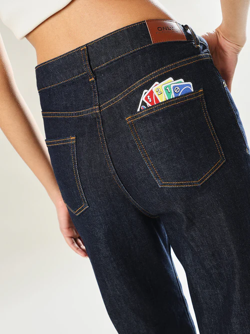 Distressed Skinny Jeans